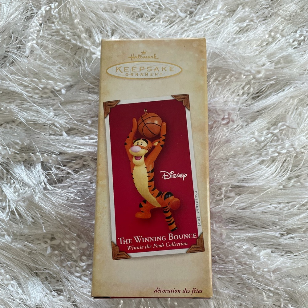 NWT 2004 Hallmark Keepsake Ornament The Winning Bounce